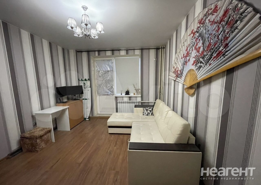 Продается 1-комнатная квартира, 43,5 м²