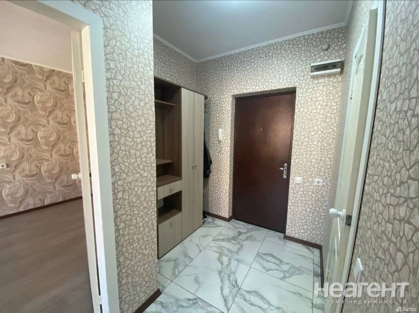 Сдается 1-комнатная квартира, 36 м²