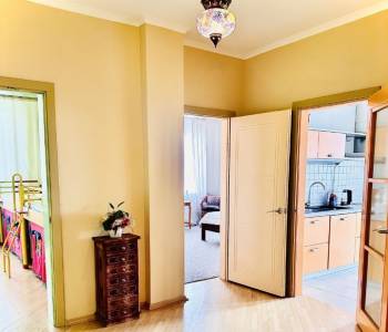 Продается 3-х комнатная квартира, 137,5 м²