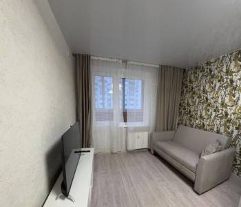 Продается 1-комнатная квартира, 36 м²