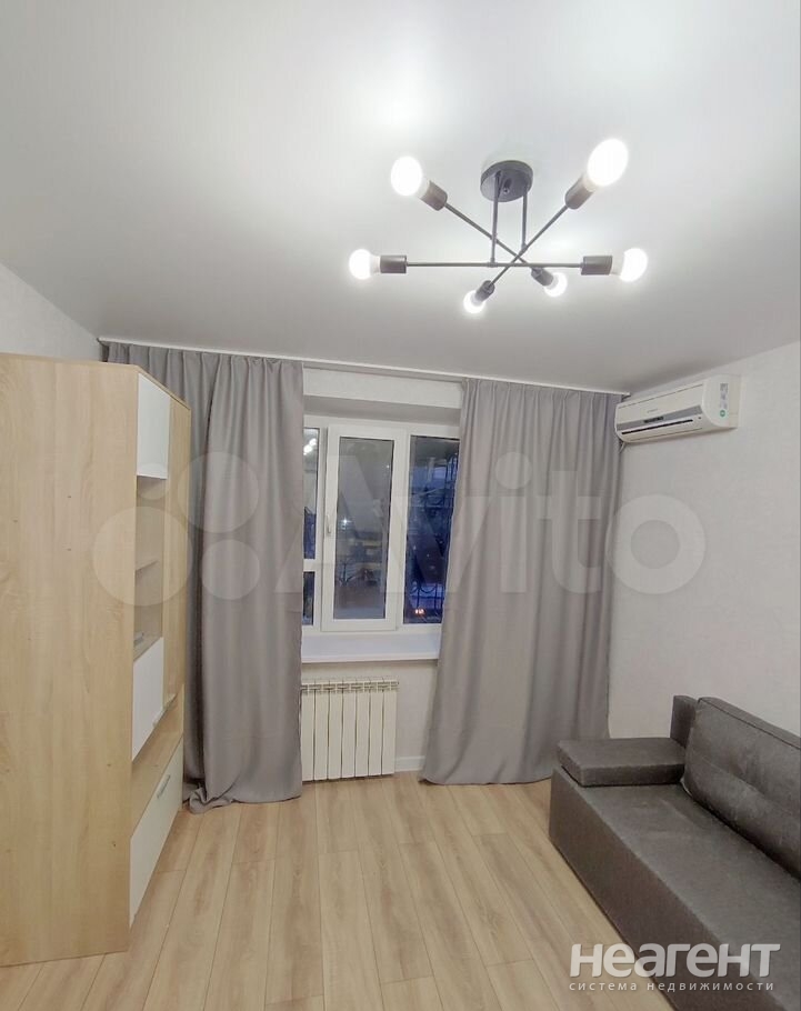 Продается 1-комнатная квартира, 16,7 м²