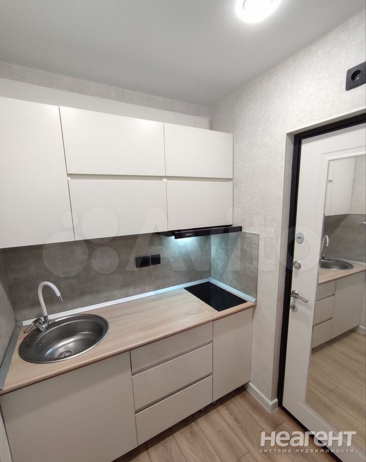 Продается 1-комнатная квартира, 16,7 м²