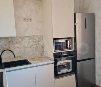 Продается 1-комнатная квартира, 40 м²