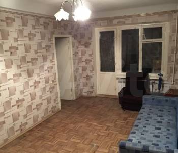 Продается Многокомнатная квартира, 60 м²