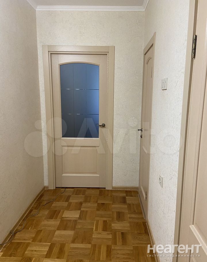 Продается Многокомнатная квартира, 85 м²