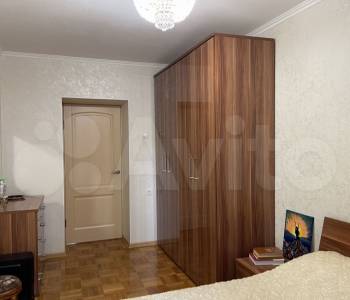 Продается Многокомнатная квартира, 85 м²