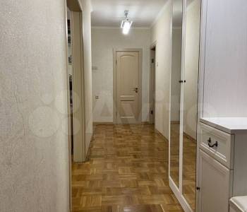 Продается Многокомнатная квартира, 85 м²