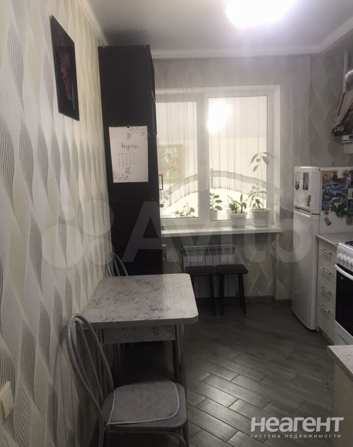 Продается 2-х комнатная квартира, 42 м²