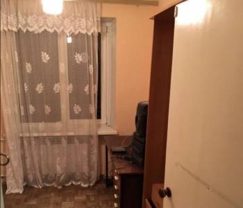 Продается Многокомнатная квартира, 60,4 м²