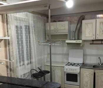 Продается Многокомнатная квартира, 60,4 м²