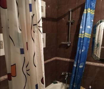 Продается Многокомнатная квартира, 60,4 м²