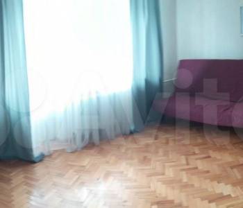 Продается Многокомнатная квартира, 90 м²