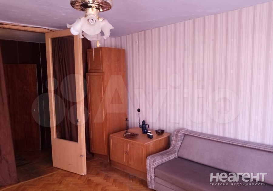 Продается Многокомнатная квартира, 90 м²