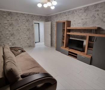 Сдается 1-комнатная квартира, 39 м²