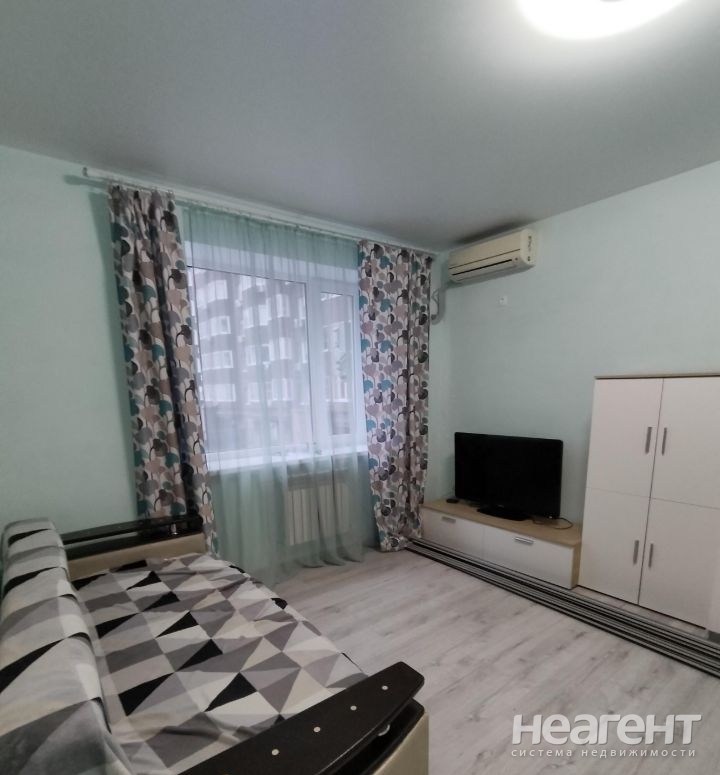 Сдается 1-комнатная квартира, 32,3 м²