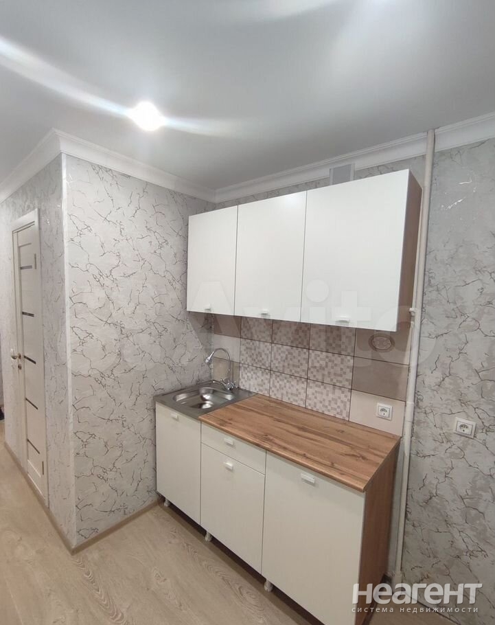 Продается 1-комнатная квартира, 33 м²