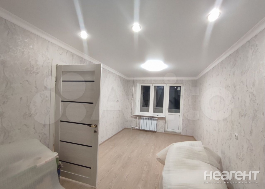 Продается 1-комнатная квартира, 33 м²