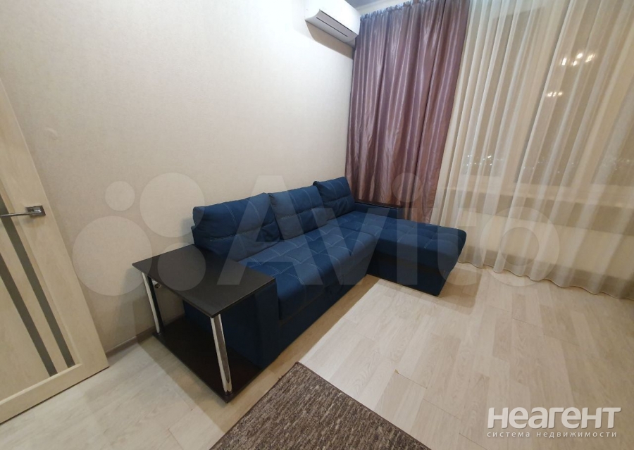 Сдается 1-комнатная квартира, 37 м²