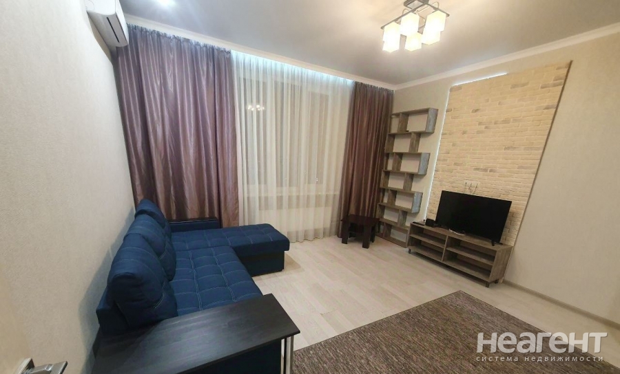 Сдается 1-комнатная квартира, 37 м²