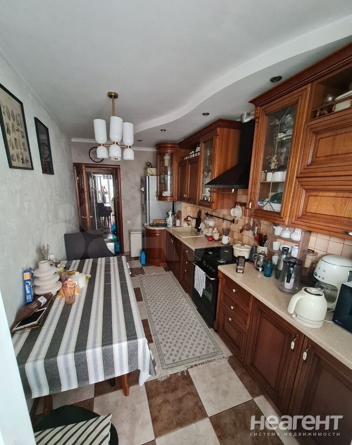 Продается 2-х комнатная квартира, 58 м²