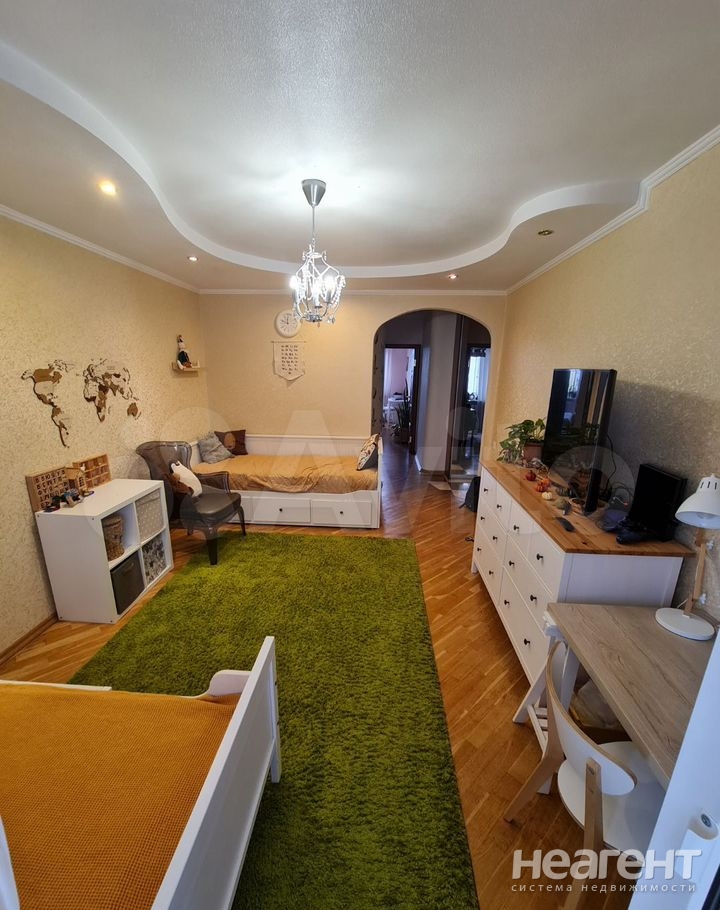 Продается 2-х комнатная квартира, 58 м²