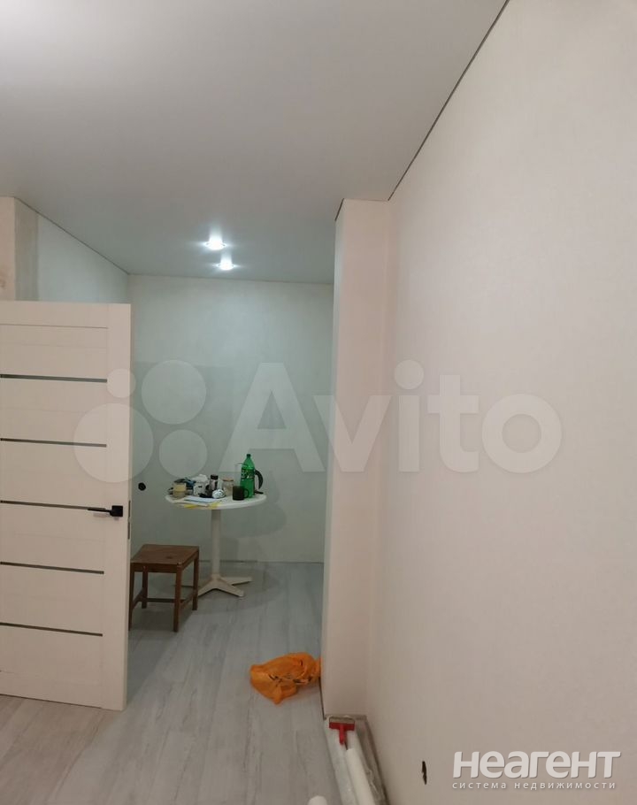 Продается 1-комнатная квартира, 40 м²