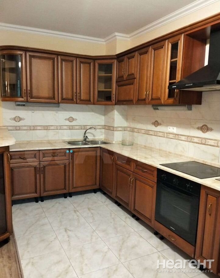 Сдается 2-х комнатная квартира, 53 м²