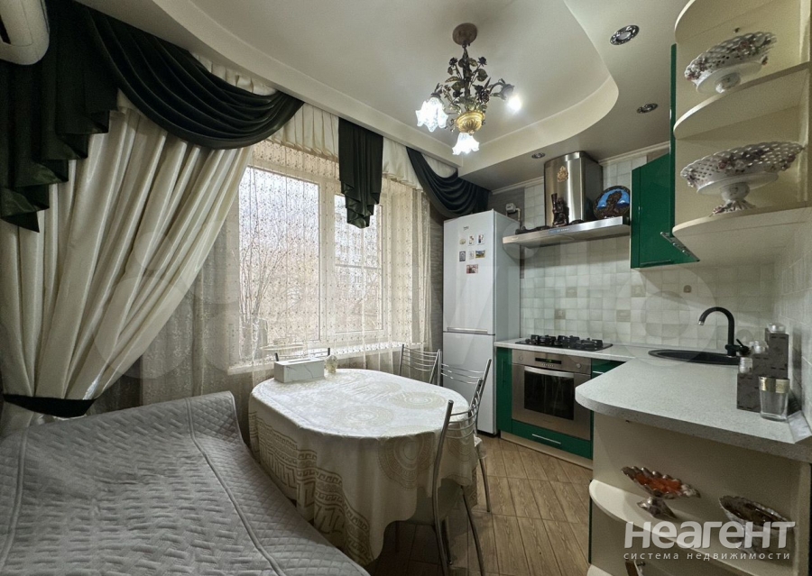 Продается 2-х комнатная квартира, 62 м²