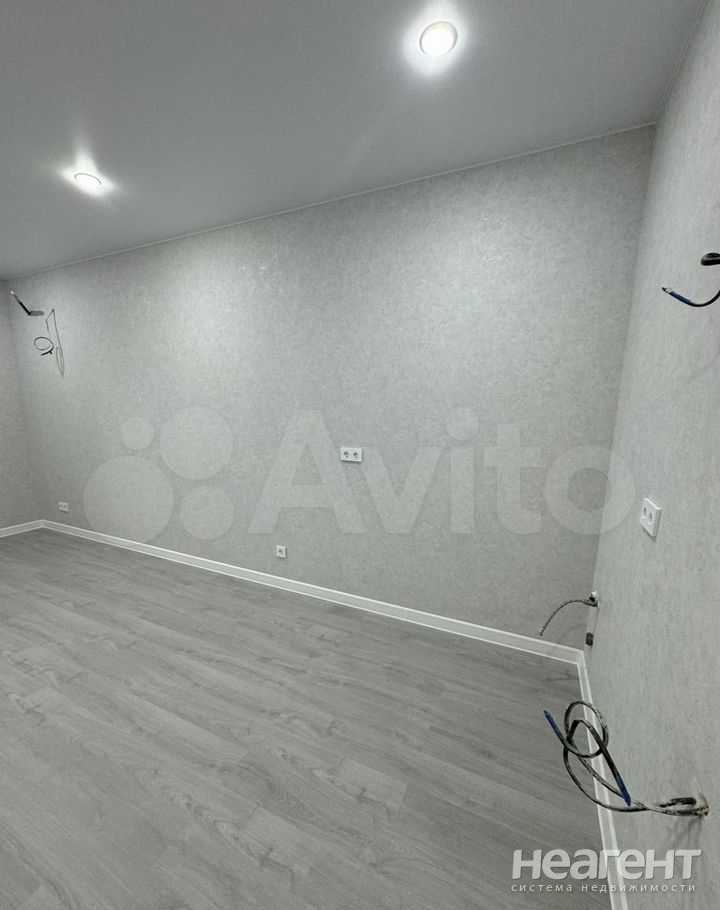 Продается 1-комнатная квартира, 27,8 м²