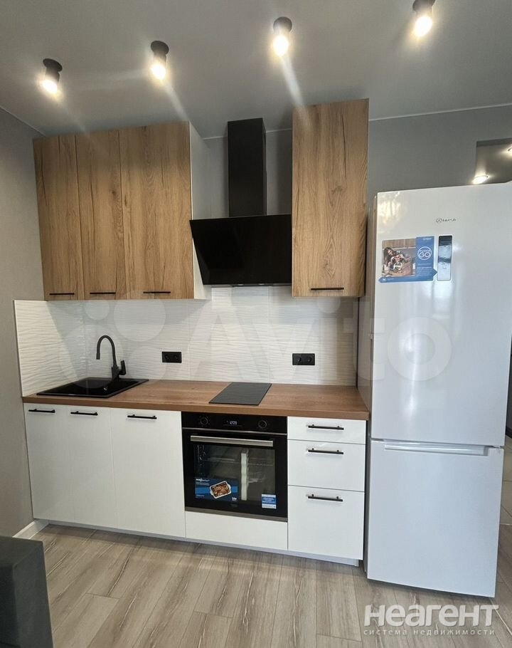 Продается 1-комнатная квартира, 28,6 м²