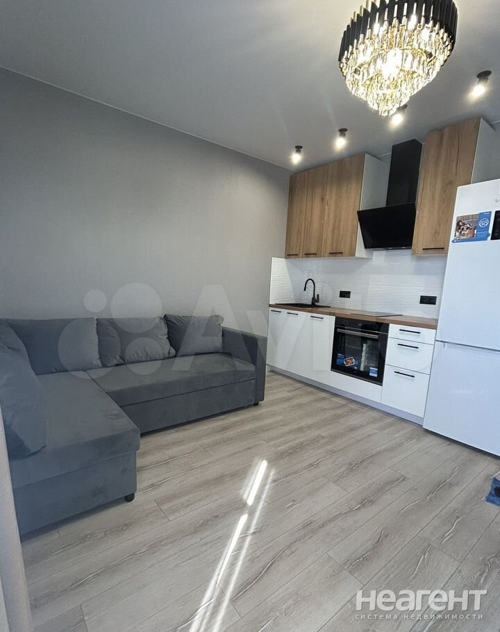 Продается 1-комнатная квартира, 28,6 м²