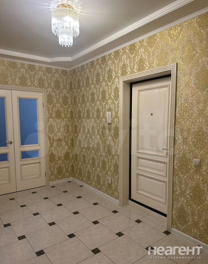 Продается 2-х комнатная квартира, 81,6 м²