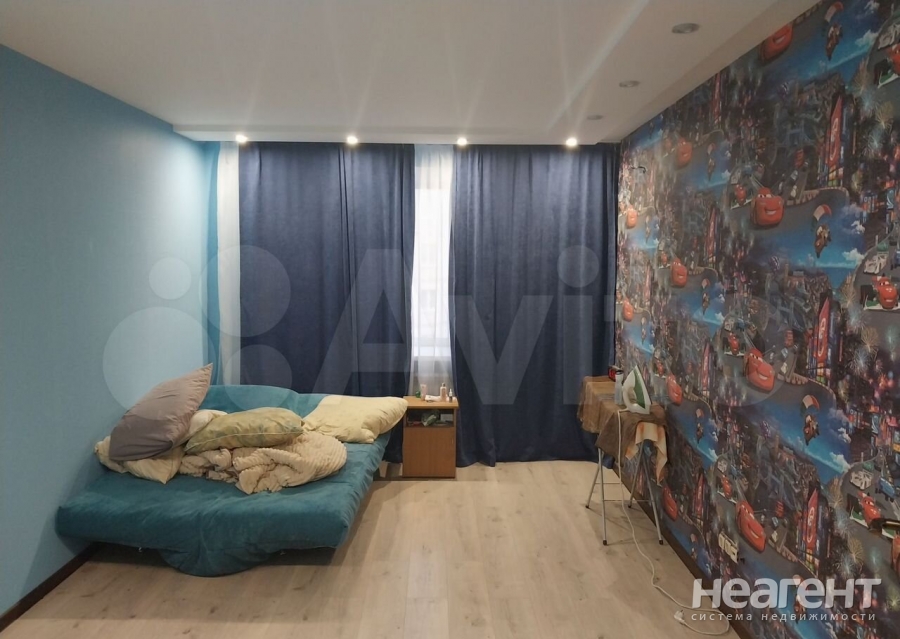 Продается 2-х комнатная квартира, 79,6 м²