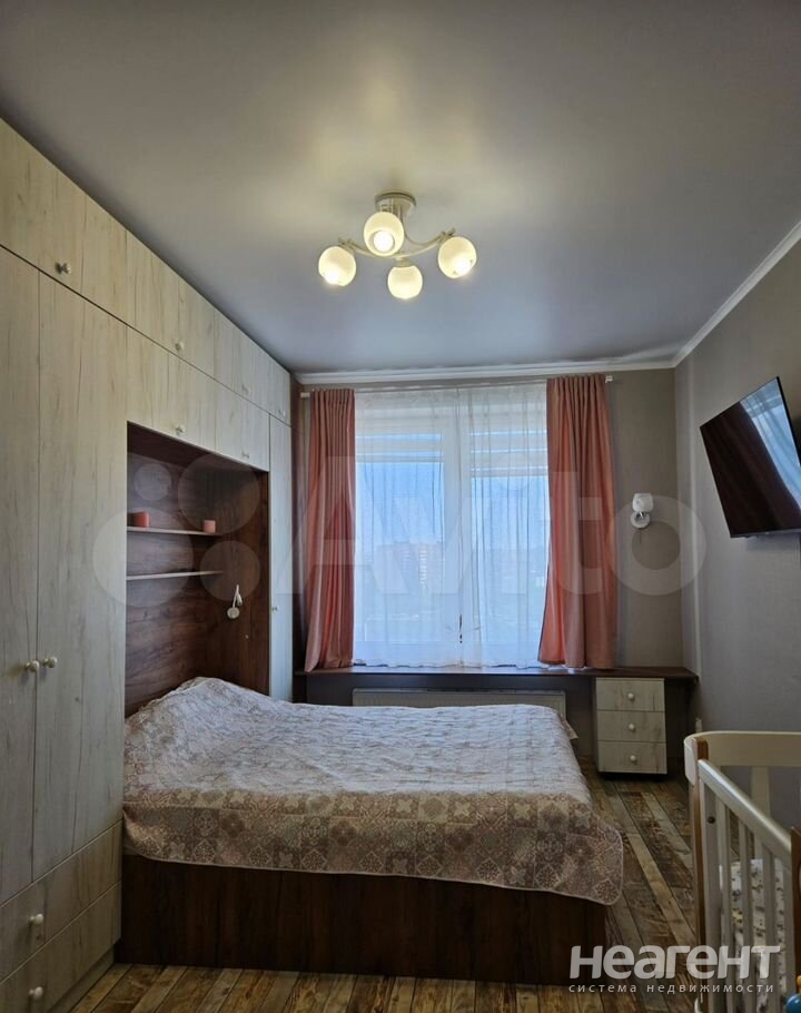 Продается 1-комнатная квартира, 38,5 м²