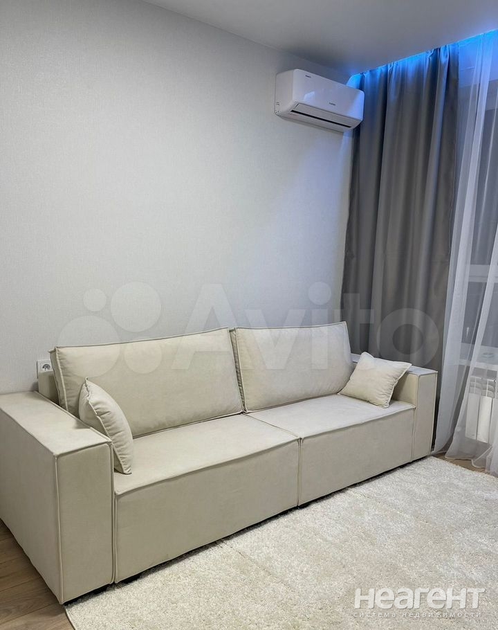 Продается 1-комнатная квартира, 34,8 м²