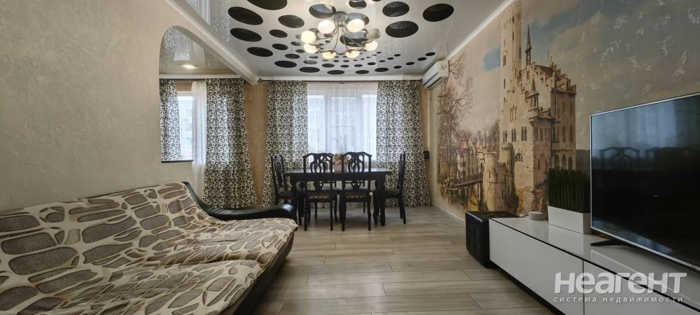 Продается 3-х комнатная квартира, 64 м²