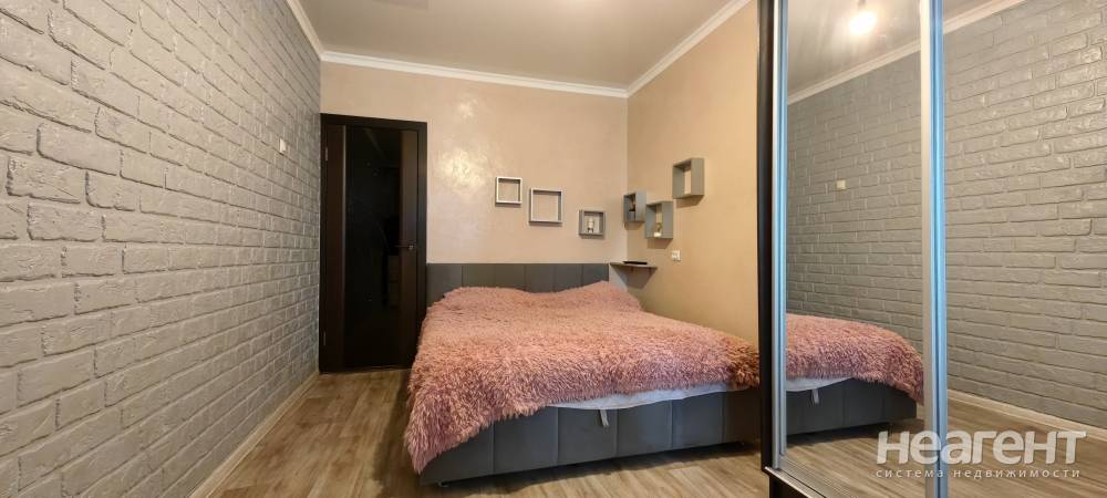 Продается 3-х комнатная квартира, 64 м²