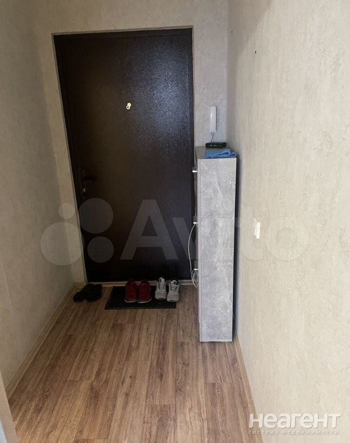 Продается 1-комнатная квартира, 28 м²