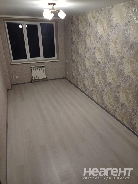 Сдается 2-х комнатная квартира, 60 м²