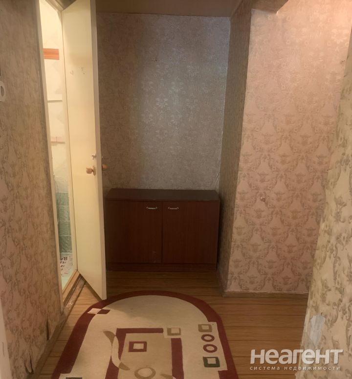 Сдается 1-комнатная квартира, 44 м²