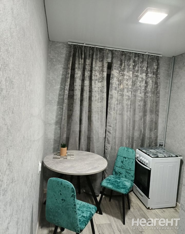 Продается 1-комнатная квартира, 34 м²