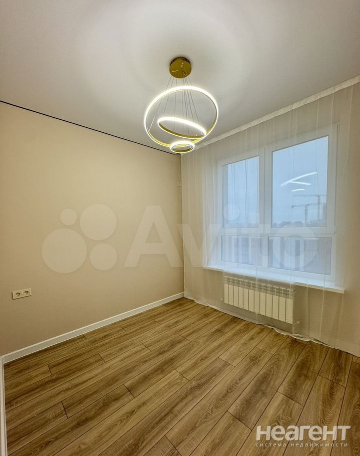 Продается 1-комнатная квартира, 40 м²