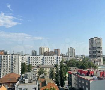 Продается 1-комнатная квартира, 37,4 м²