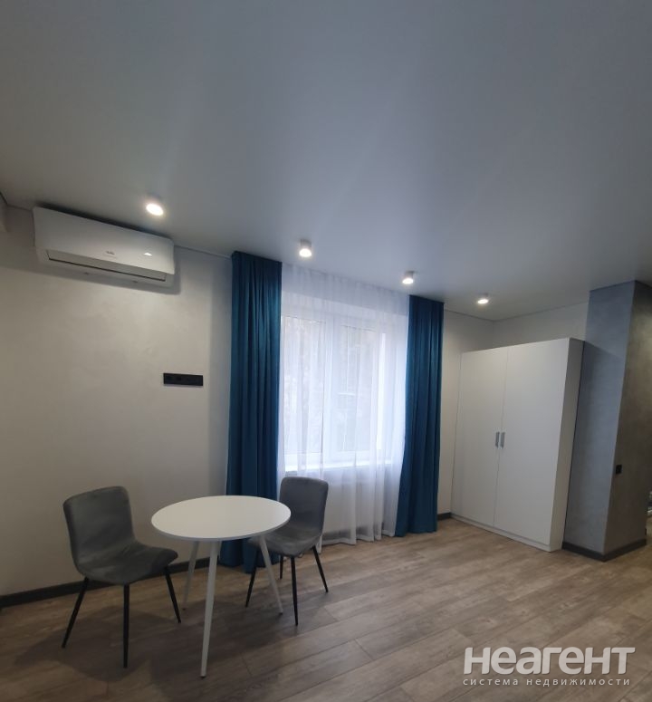 Сдается 1-комнатная квартира, 32 м²