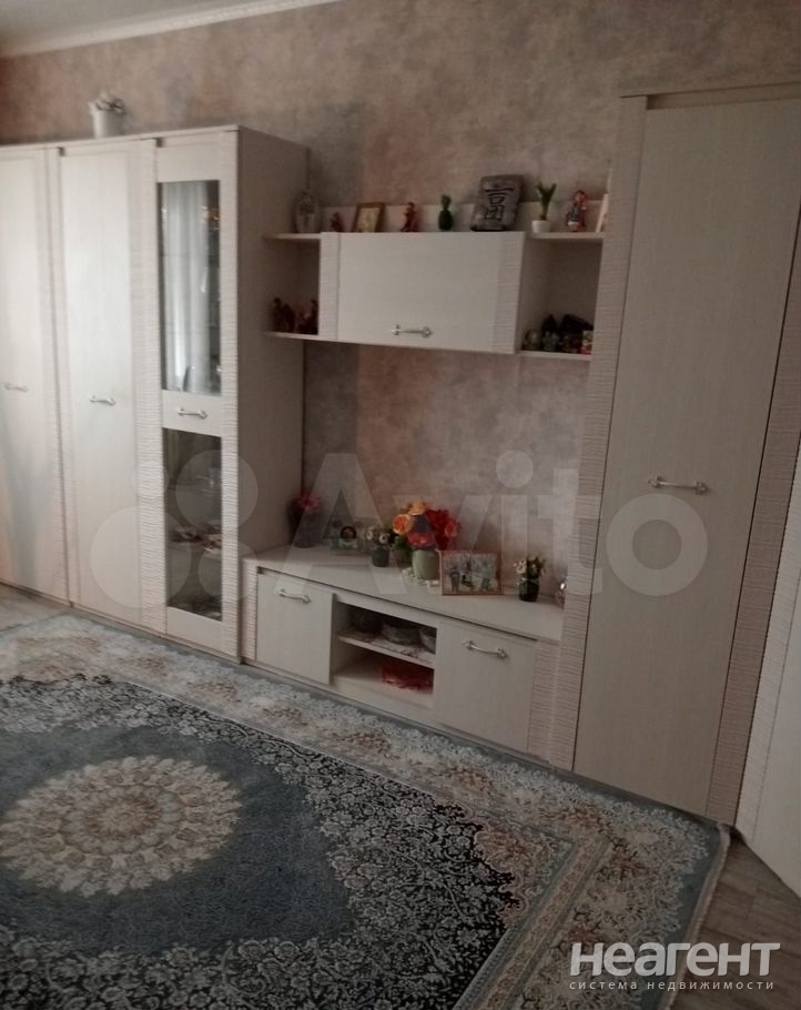 Продается 1-комнатная квартира, 44 м²