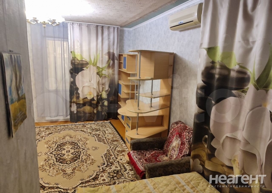 Продается 1-комнатная квартира, 39,5 м²