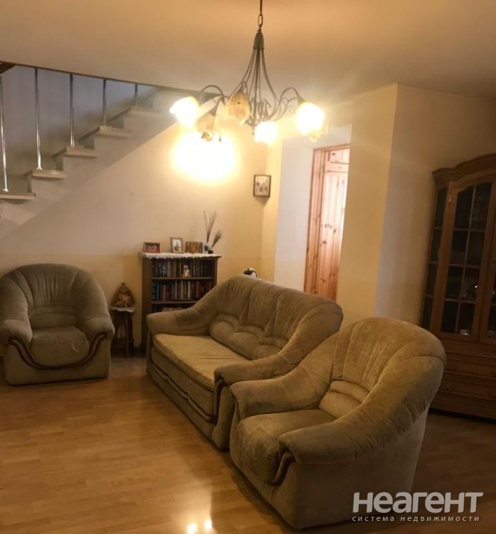 Продается 3-х комнатная квартира, 96 м²