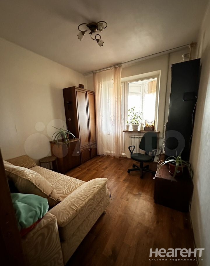 Продается Многокомнатная квартира, 97 м²