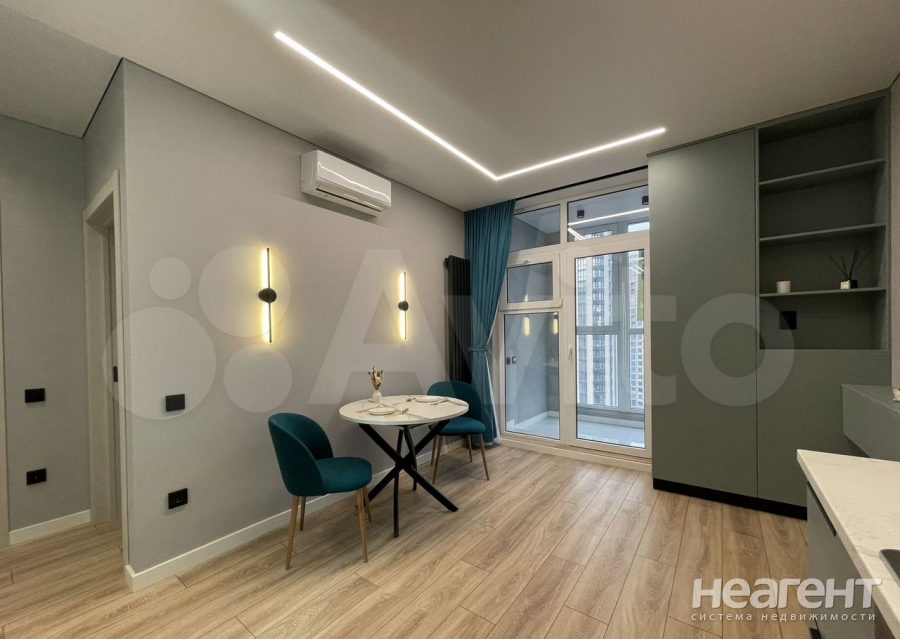 Продается 1-комнатная квартира, 33 м²