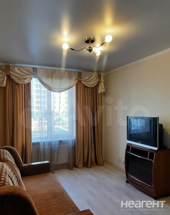 Сдается 1-комнатная квартира, 32 м²